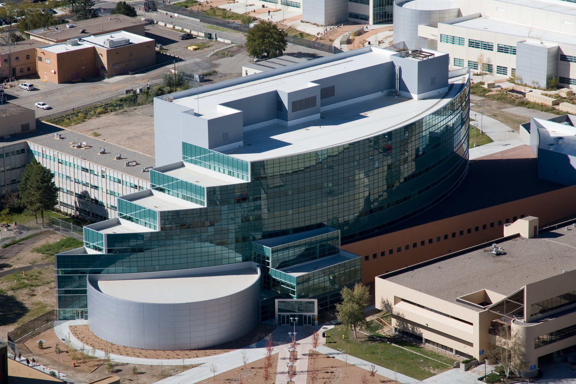 Economic Impacts of Agreements Between Los Alamos National Laboratory